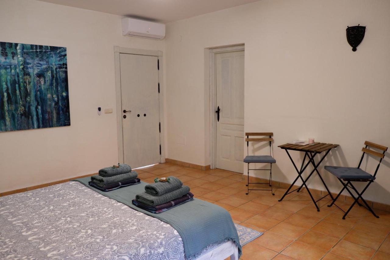 Vegan B&B Finca Pereila Coín Exterior foto